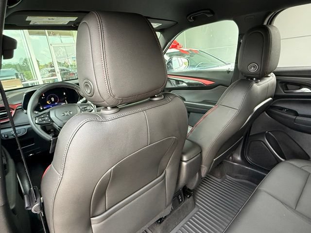 Used 2024 Chevrolet TrailBlazer RS w/ Convenience Package FWD image 15