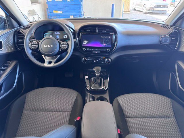 Used 2025 Kia Soul S FWD image 12