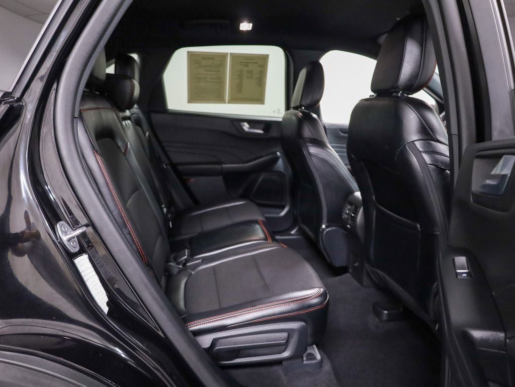 Certified 2025 Ford Escape ST-Line AWD/4WD image 29