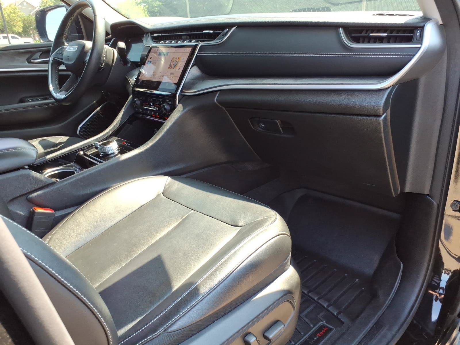 Used 2022 Jeep Grand Cherokee Limited AWD/4WD image 10