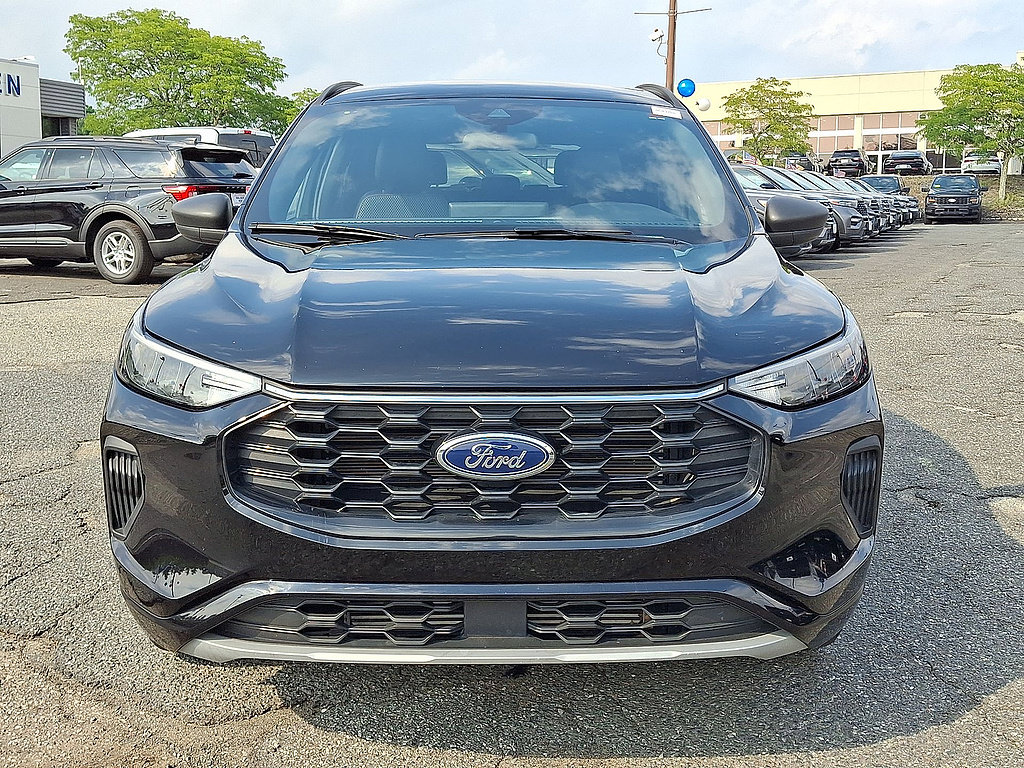 Certified 2024 Ford Escape ST-Line w/ Tech Pack #1 AWD/4WD image 35