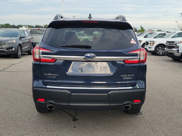 Used 2023 Subaru Ascent Touring AWD/4WD image 4