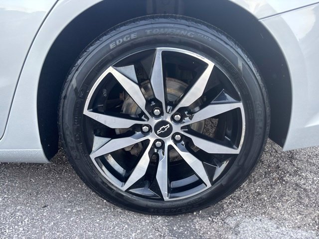 Used 2021 Chevrolet Malibu RS FWD image 25