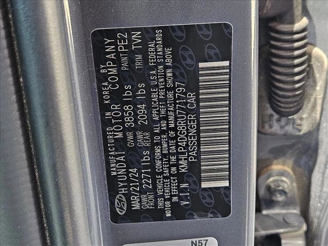 Used 2024 Hyundai Elantra Limited FWD image 26