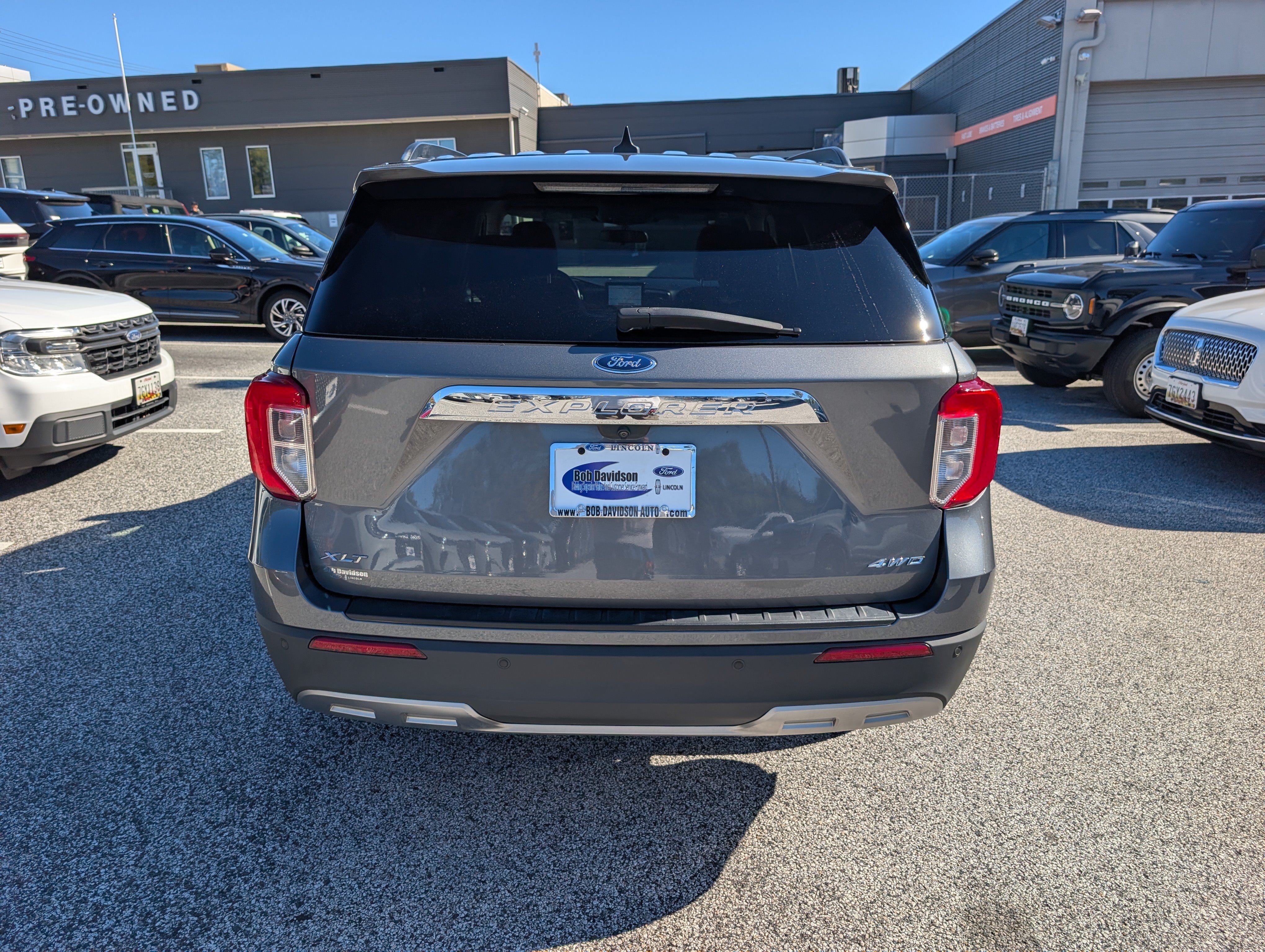 Certified 2023 Ford Explorer XLT w/ Equipment Group 202A AWD/4WD image 6