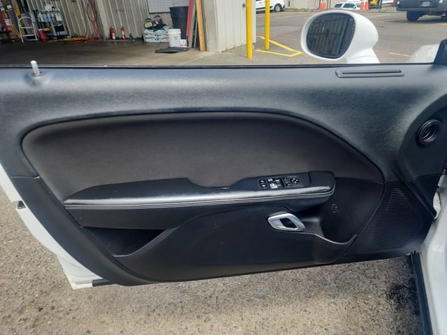 Used 2020 Dodge Challenger SXT RWD image 10