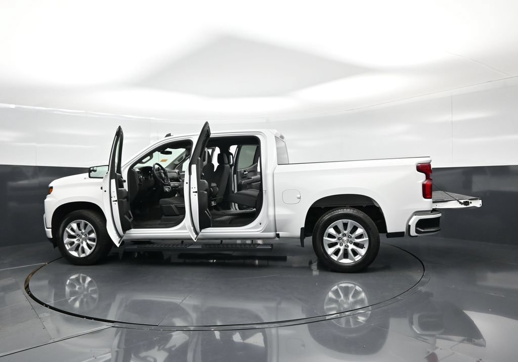 Used 2021 Chevrolet Silverado 1500 Custom RWD image 30