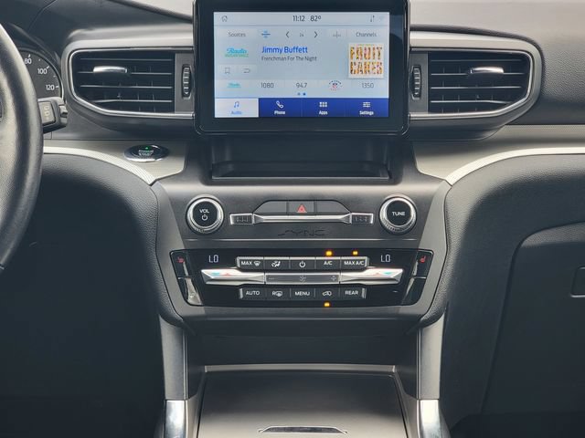 Certified 2020 Ford Explorer XLT w/ Equipment Group 202A AWD/4WD image 28
