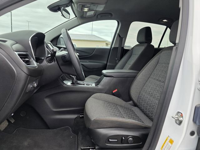 Used 2023 Chevrolet Equinox LT AWD/4WD image 12