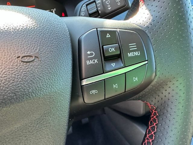 Certified 2025 Ford Escape ST-Line AWD/4WD image 13