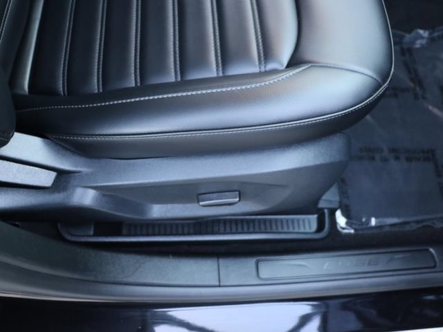 Certified 2024 Ford Edge SEL w/ Convenience Package AWD/4WD image 10