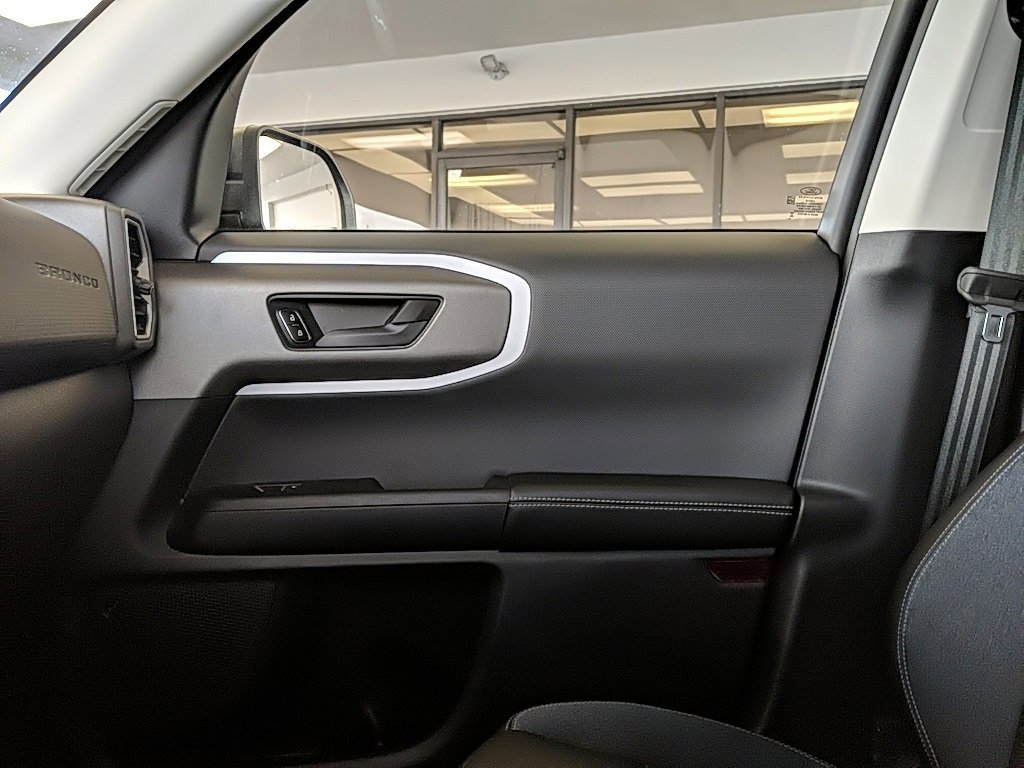 Certified 2025 Ford Bronco Sport Outer Banks w/ Outer Banks Tech Package+ image 23