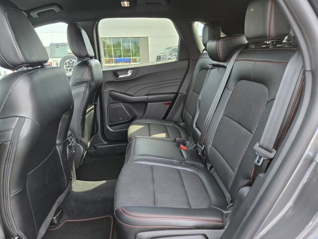 Certified 2023 Ford Escape ST-Line w/ Tech Pack #1 FWD image 13