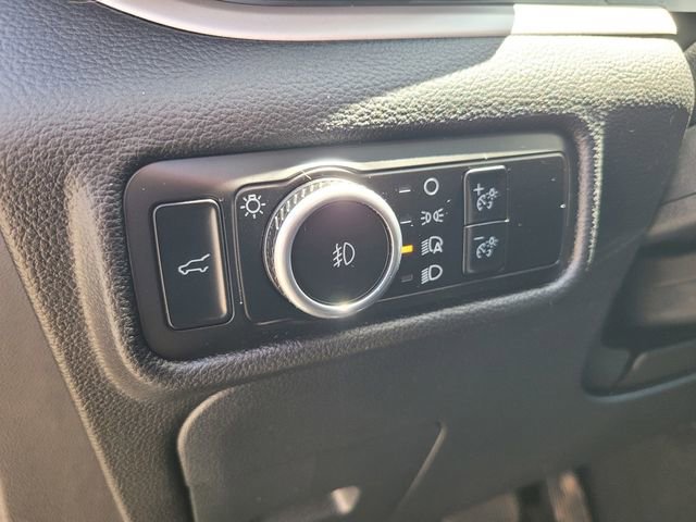 Certified 2023 Ford Explorer XLT w/ Equipment Group 202A AWD/4WD image 17