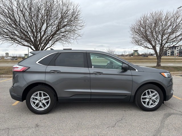 Certified 2023 Ford Edge SEL w/ Convenience Package image 3