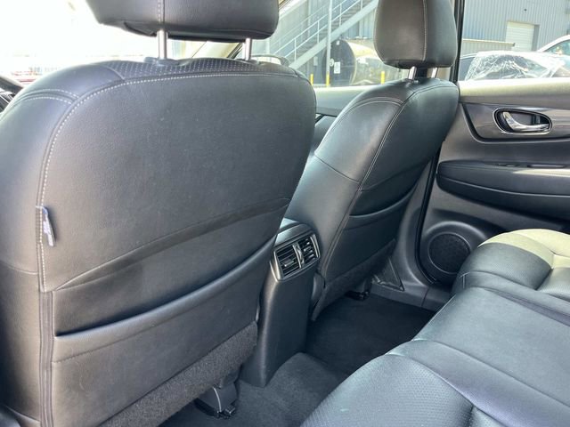 Used 2019 Nissan Rogue SV FWD image 24