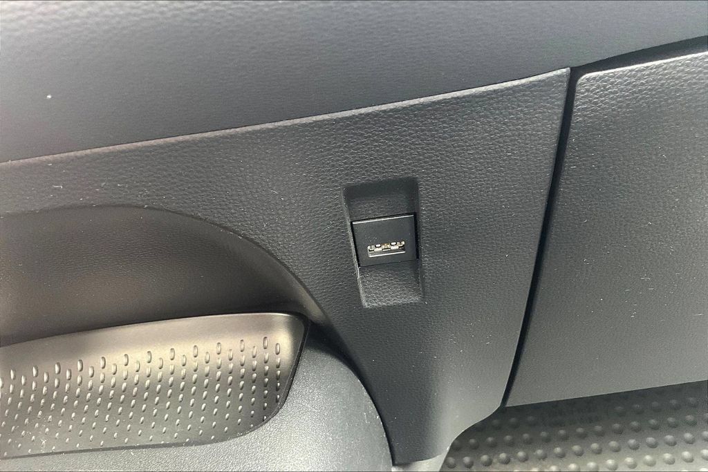 Used 2022 Toyota Corolla LE FWD image 18
