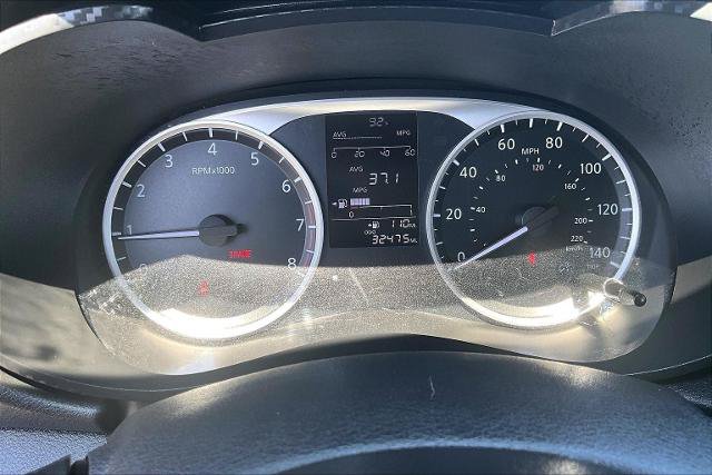 Used 2023 Nissan Versa S FWD image 20