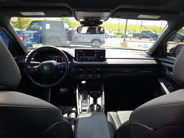 Used 2023 Honda Accord Sport image 14