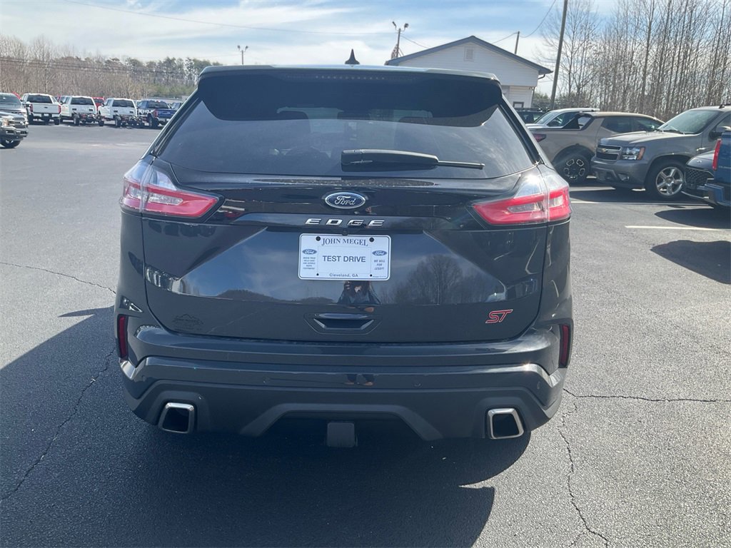 Certified 2021 Ford Edge ST image 4
