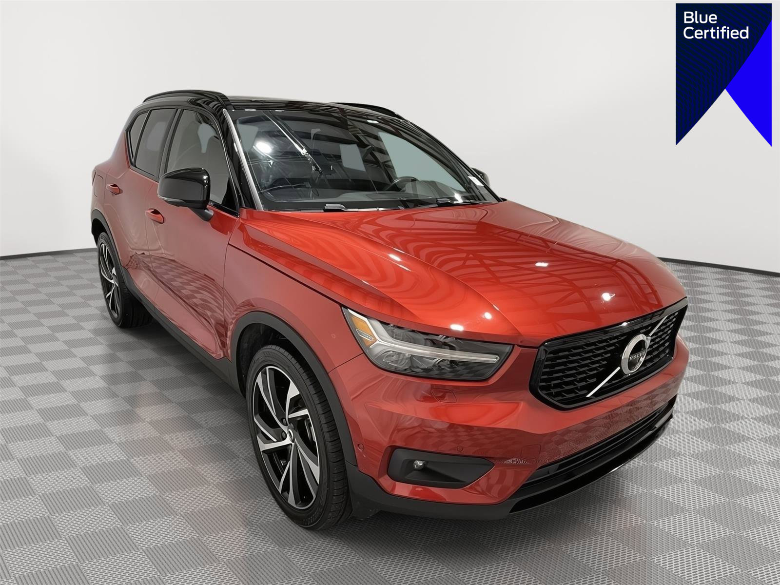 Used 2021 Volvo XC40 T5 R-Design w/ Advanced Package