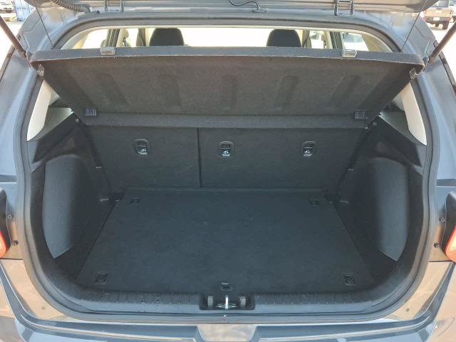 Used 2024 Hyundai Venue SEL FWD image 28