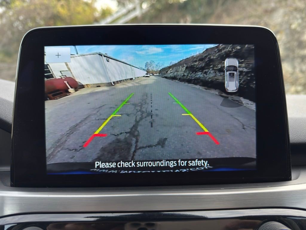 Certified 2022 Ford Escape Titanium w/ Class II Trailer Tow Package image 24