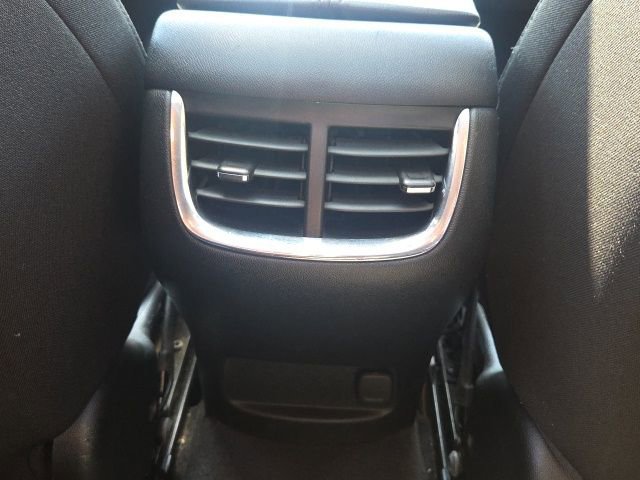 Used 2020 Chevrolet Malibu LT FWD image 16