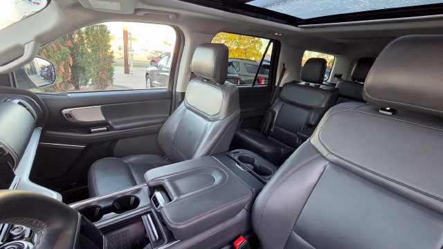 Certified 2025 Ford Expedition Active AWD/4WD image 18