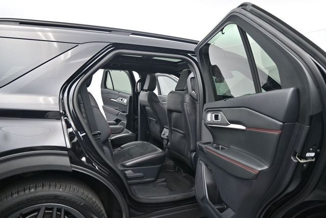 Certified 2025 Ford Explorer ST AWD/4WD image 20