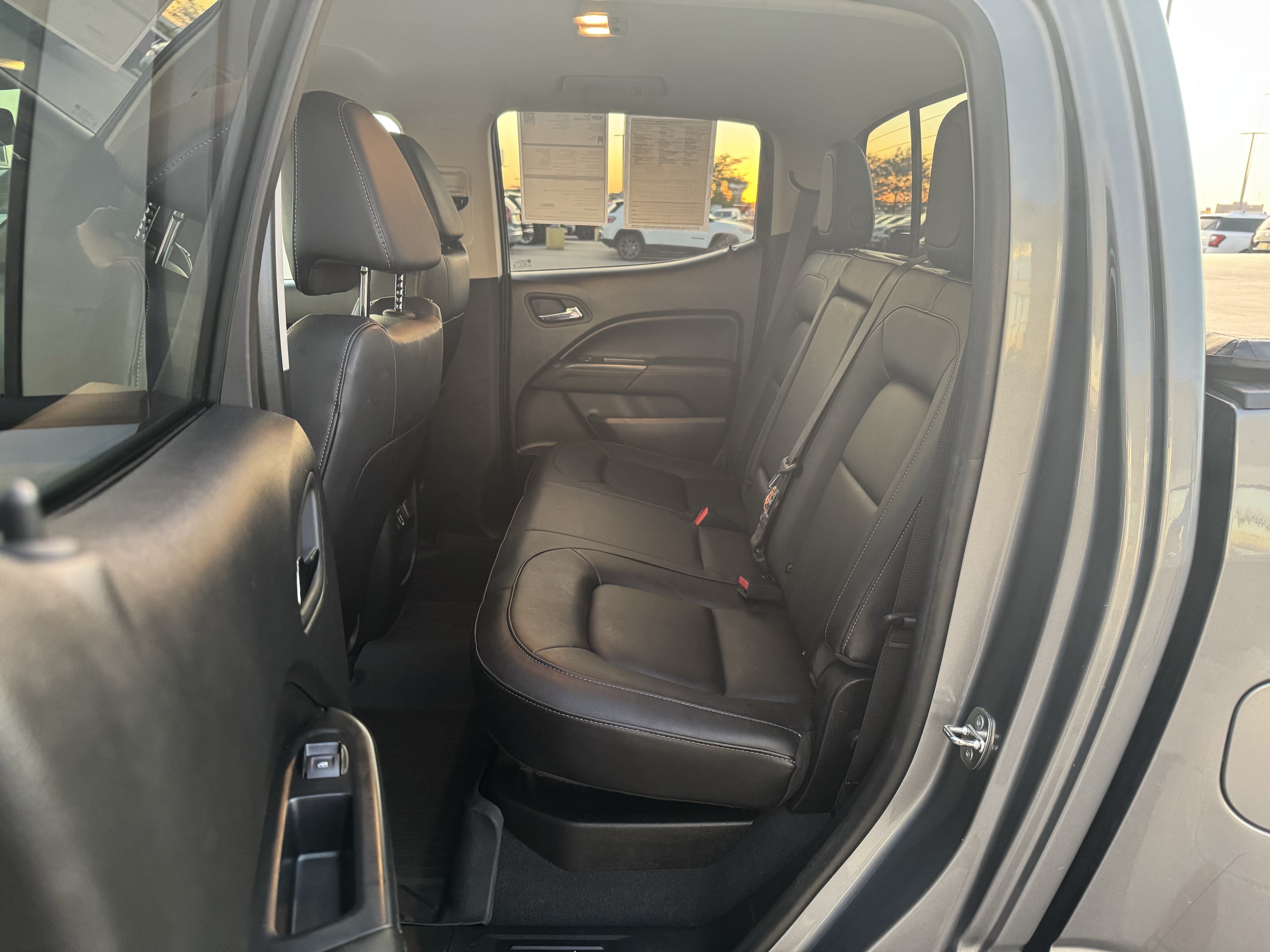 Used 2022 GMC Canyon Elevation w/ Elevation Premium Package AWD/4WD image 21