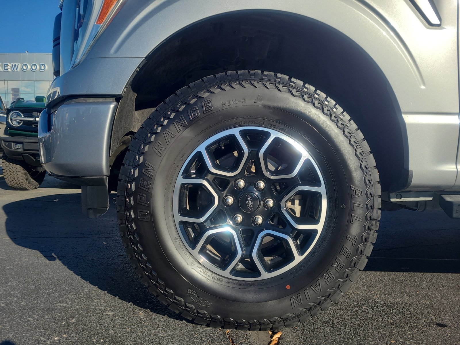 Certified 2021 Ford F150 Lariat w/ Equipment Group 502A High image 26