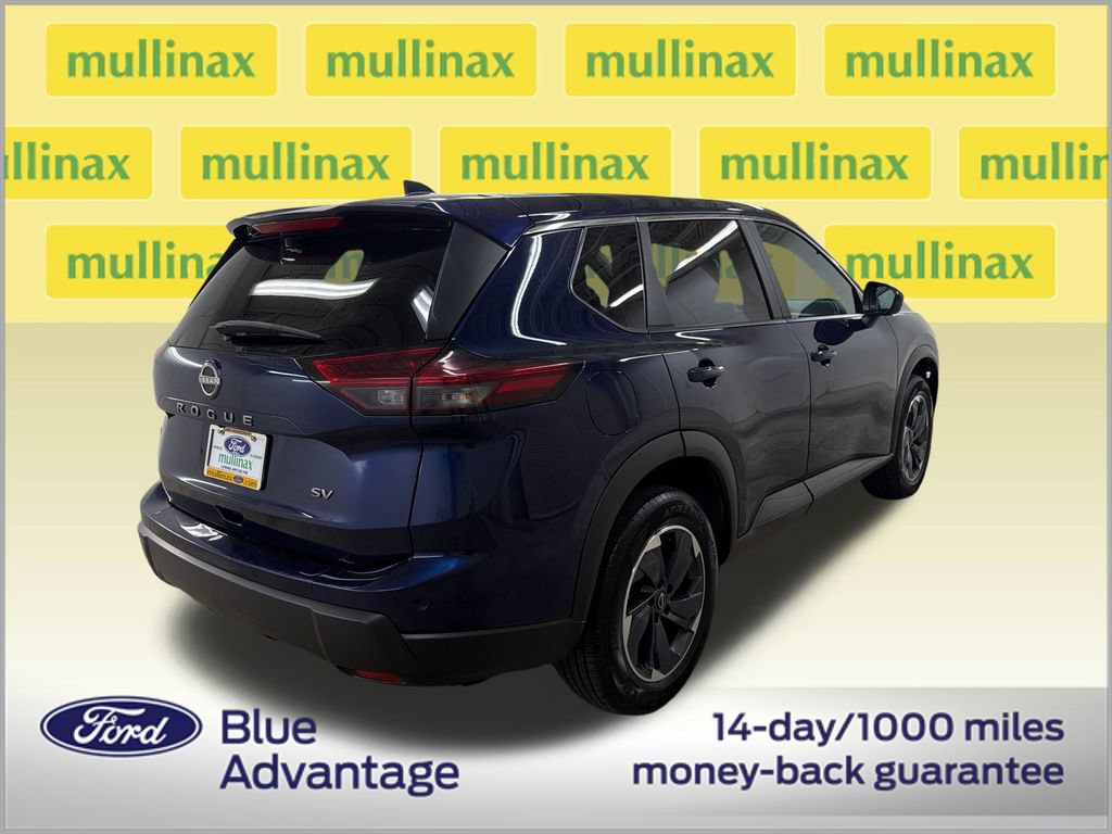 Used 2024 Nissan Rogue SV FWD image 3