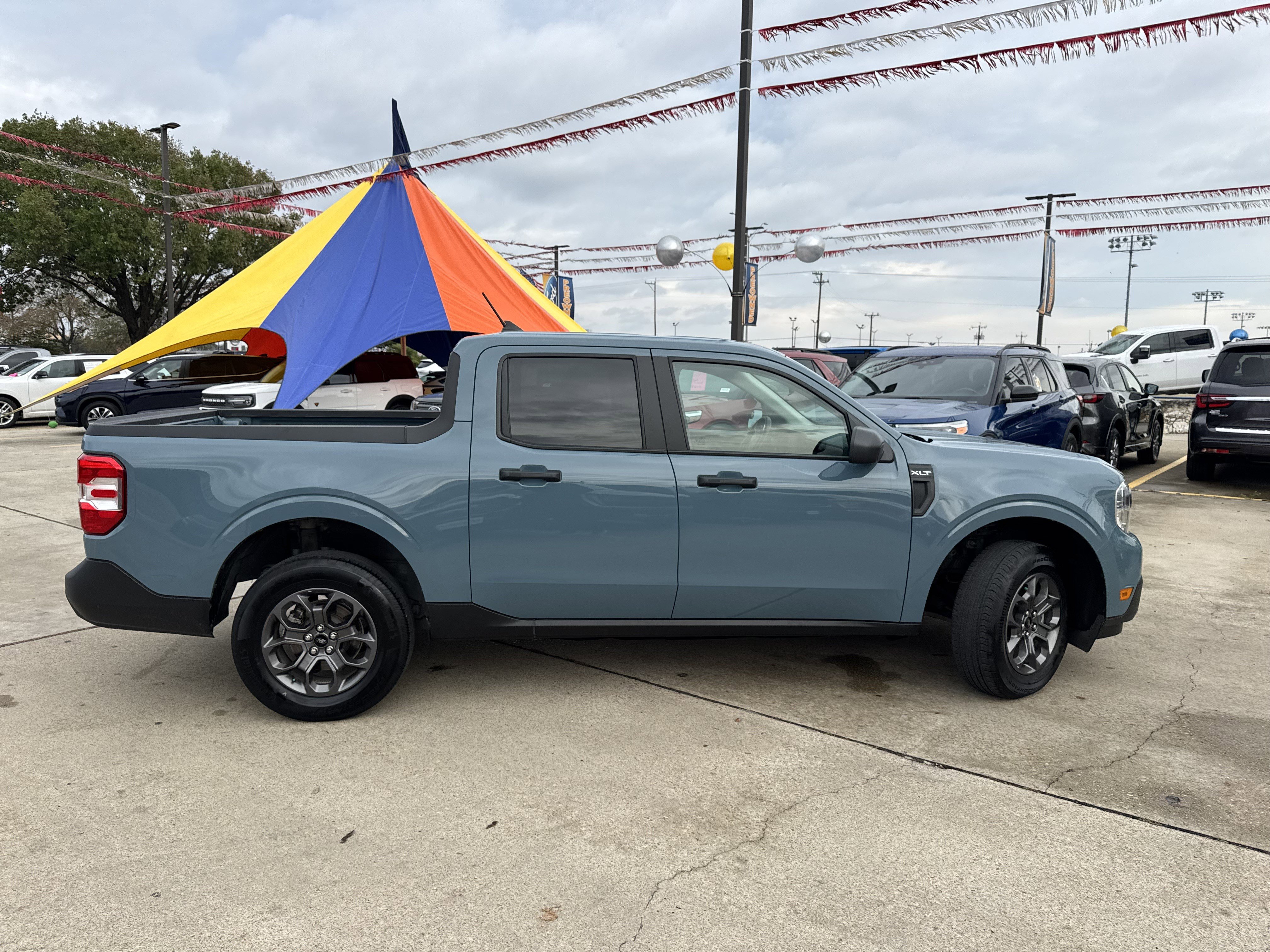 Certified 2023 Ford Maverick XLT image 5