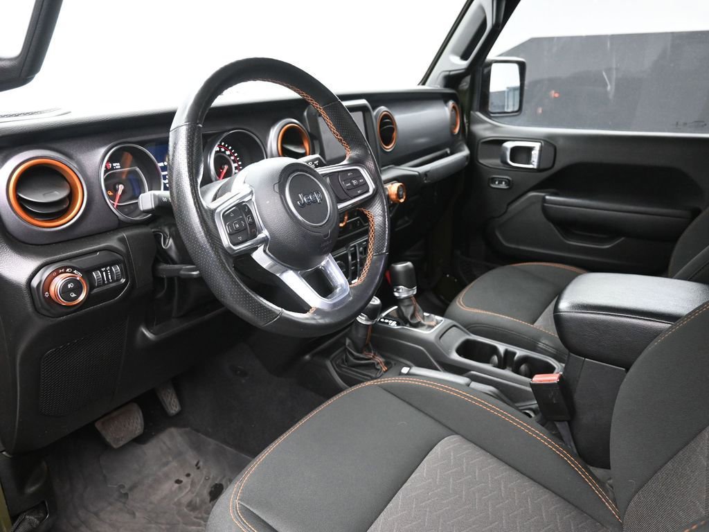 Used 2022 Jeep Gladiator Mojave w/ Cold Weather Group image 32