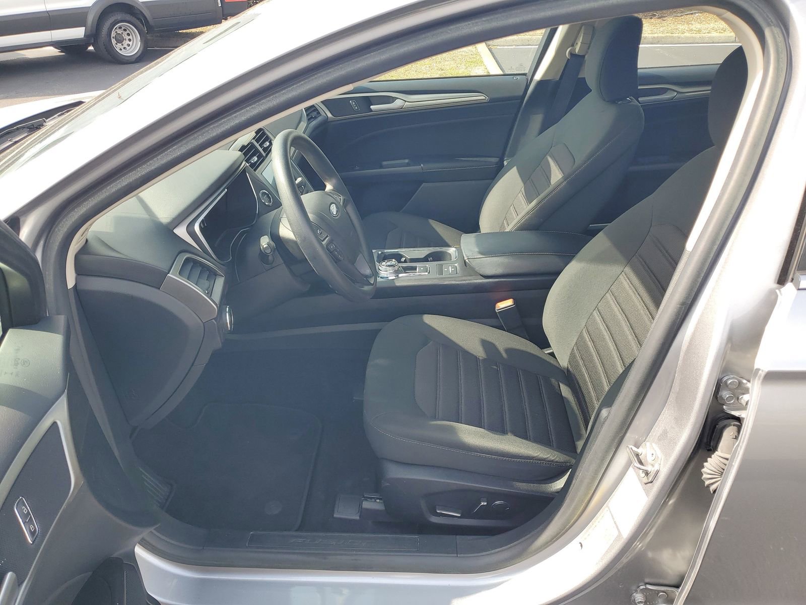 Certified 2020 Ford Fusion SE FWD image 16