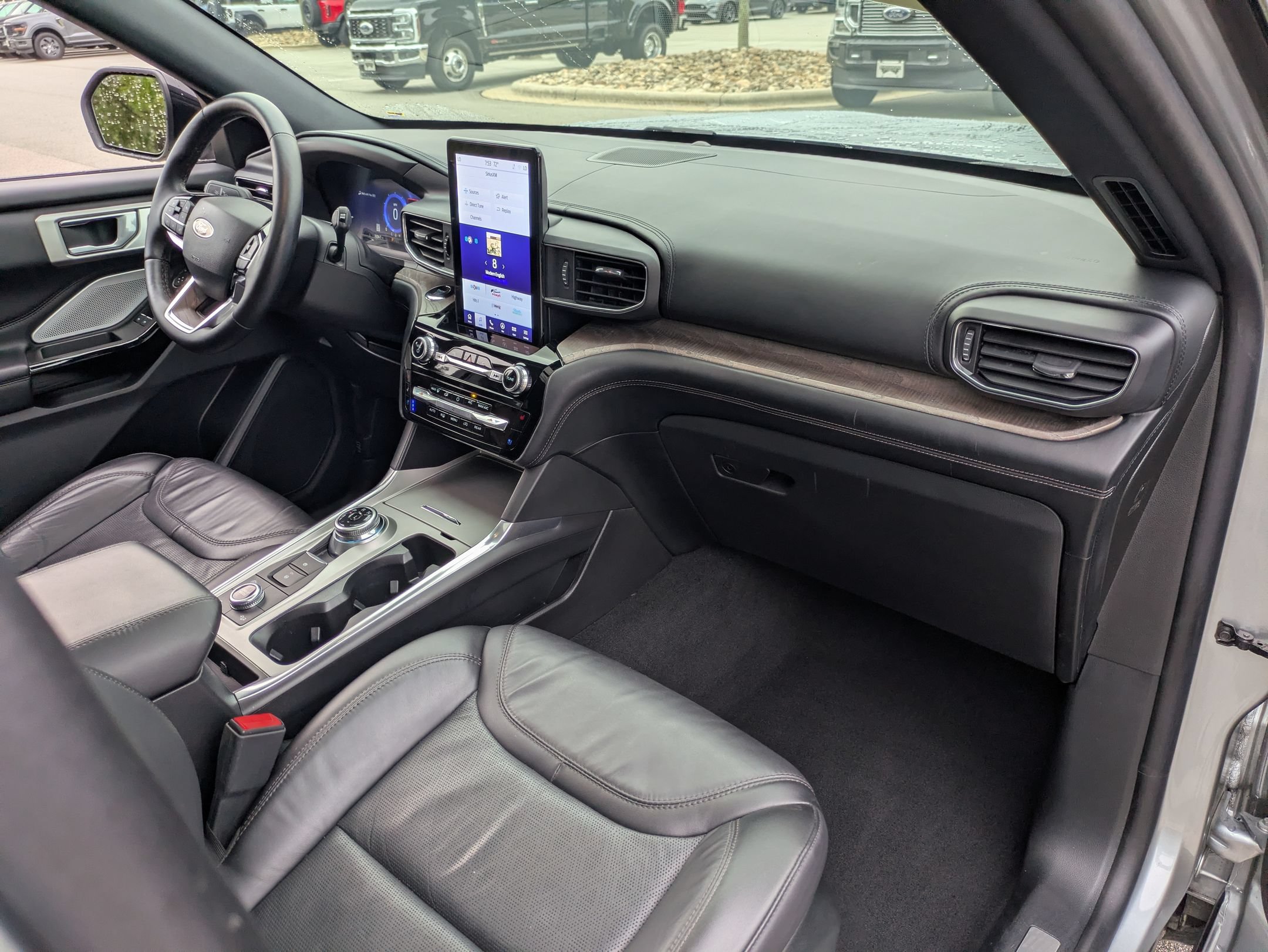 Certified 2023 Ford Explorer Platinum w/ Technology Package AWD/4WD image 42