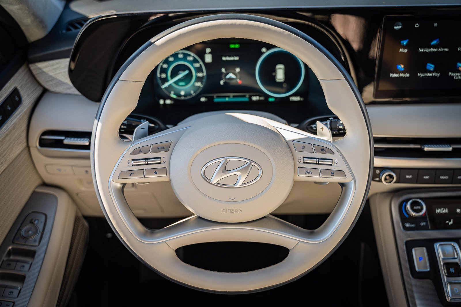 Used 2025 Hyundai Palisade Calligraphy image 35