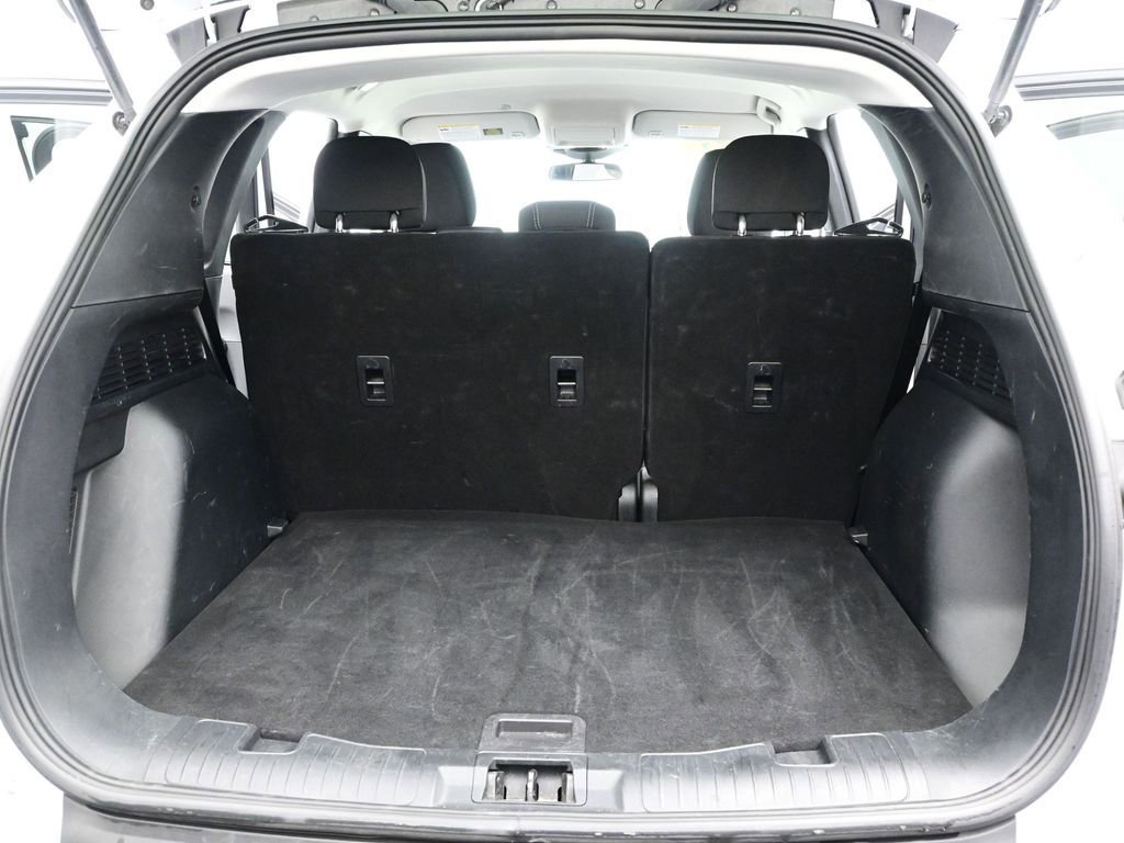 Certified 2025 Ford Escape Active FWD image 11