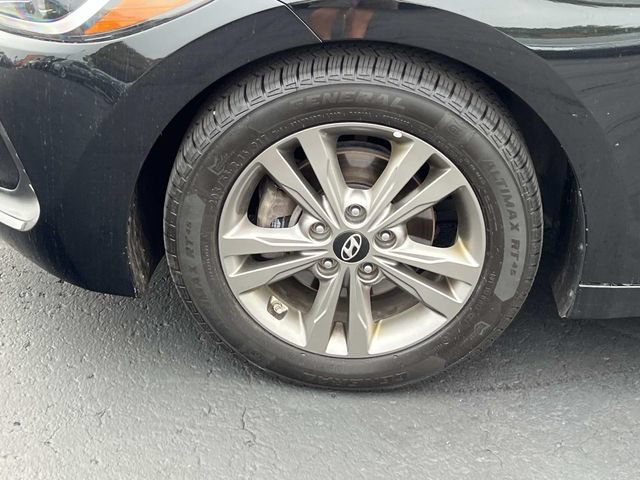 Used 2017 Hyundai Elantra SE FWD image 10