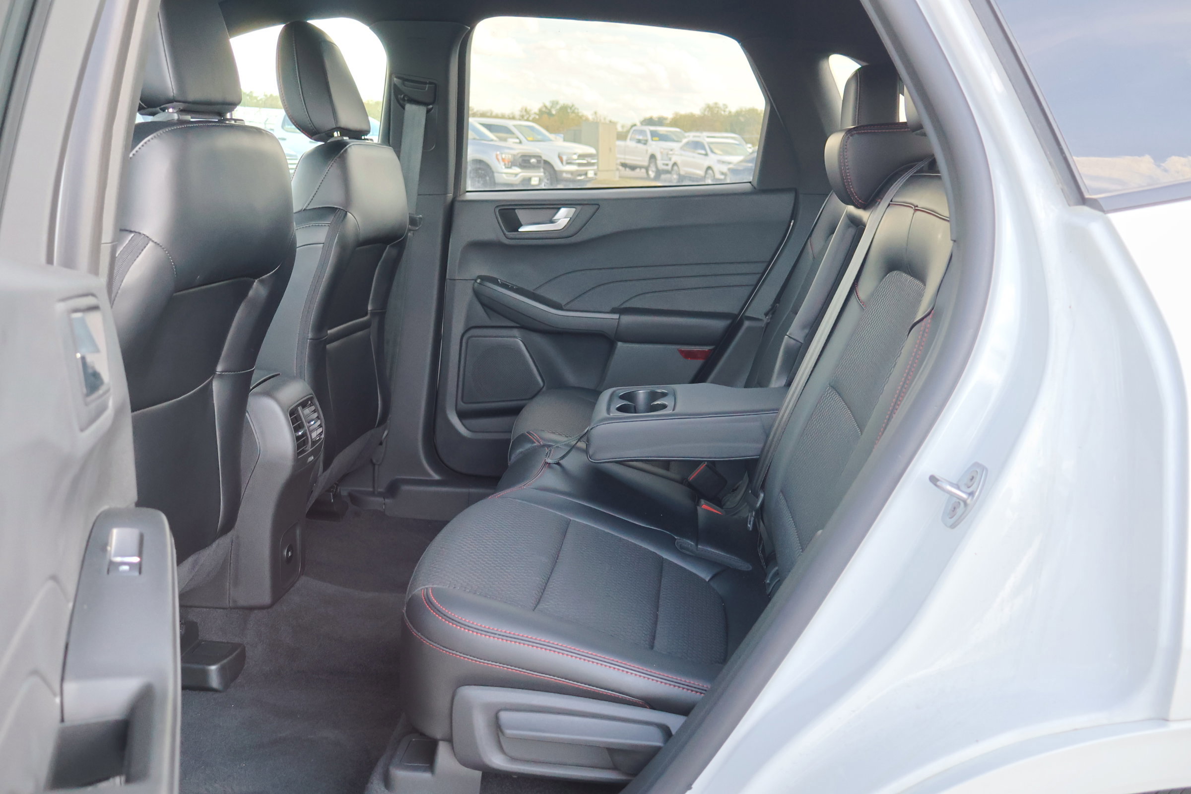 Certified 2024 Ford Escape ST-Line w/ Equipment Group 301A image 35