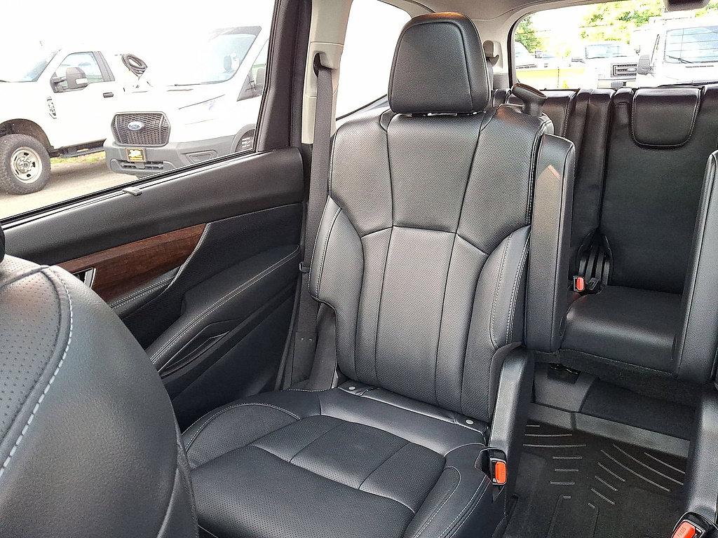Used 2023 Subaru Ascent Touring AWD/4WD image 12