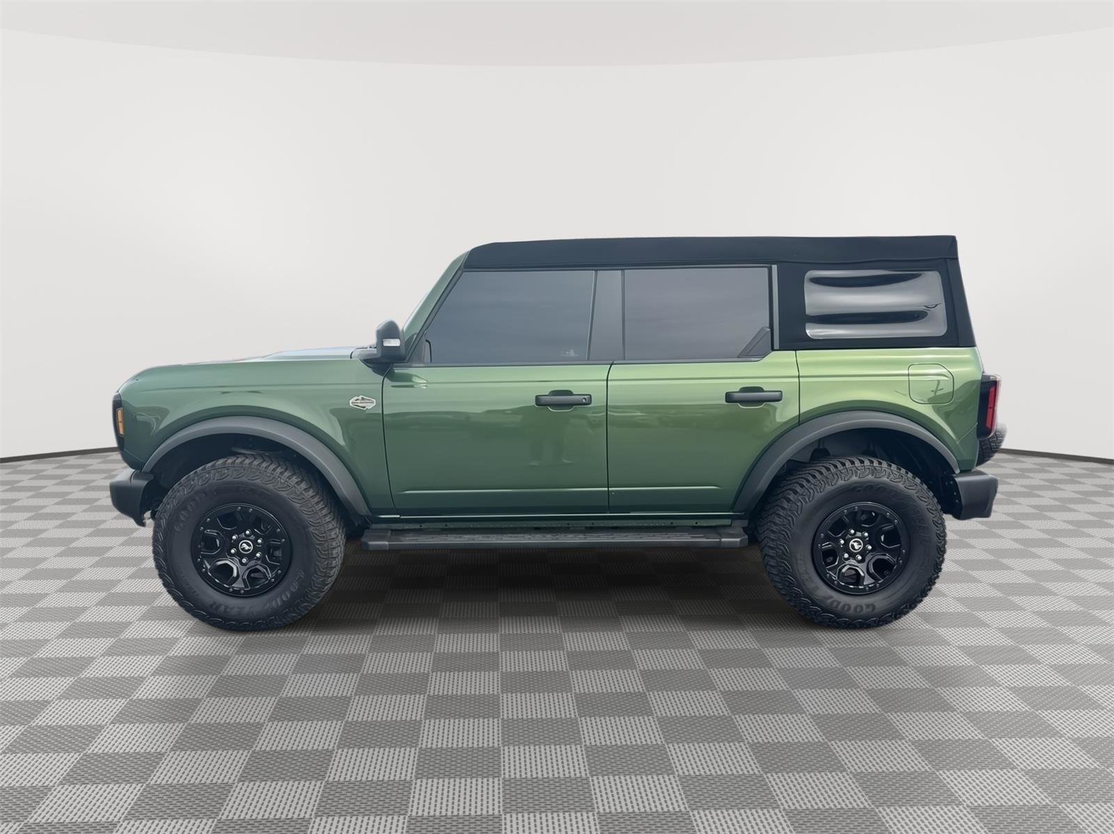 Certified 2023 Ford Bronco Wildtrak AWD/4WD image 13