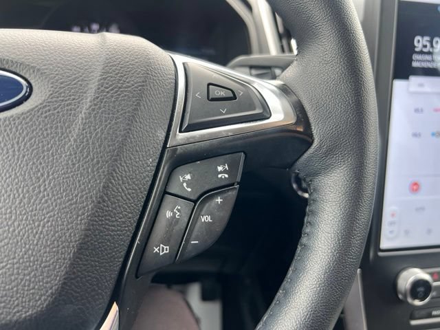 Certified 2024 Ford Edge SEL w/ Convenience Package AWD/4WD image 10