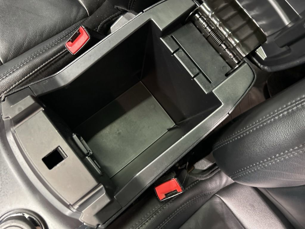 Certified 2018 Ford Explorer XLT w/ Equipment Group 202A image 23