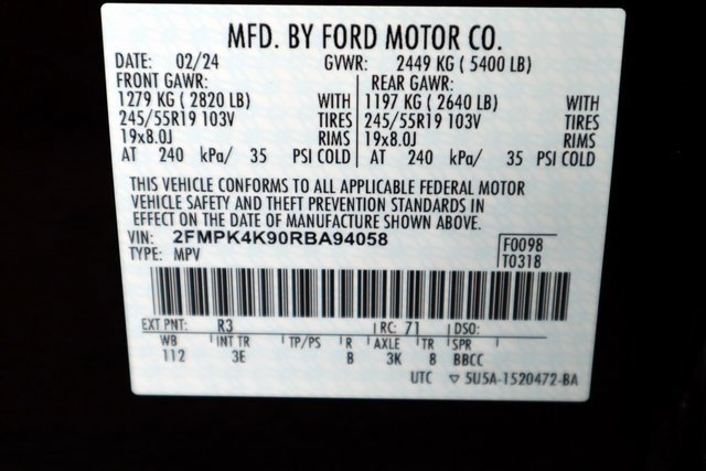 Certified 2024 Ford Edge Titanium image 38