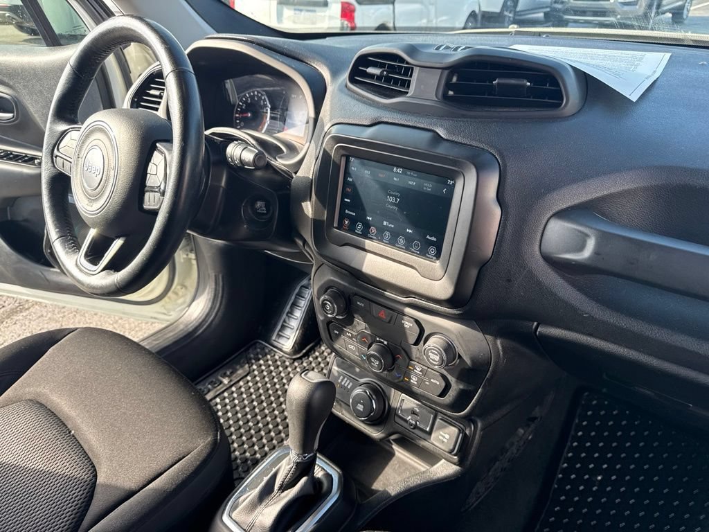 Used 2020 Jeep Renegade Altitude AWD/4WD image 35