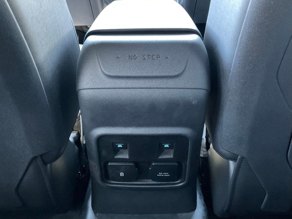 Certified 2024 Ford Bronco Black Diamond w/ Sasquatch Package image 46