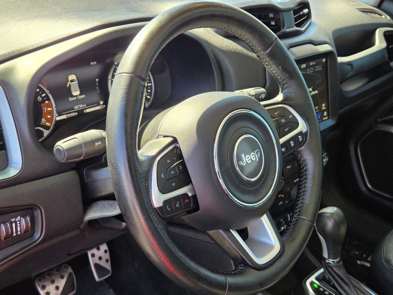 Used 2023 Jeep Renegade Limited w/ Sun/Sound Group AWD/4WD image 18