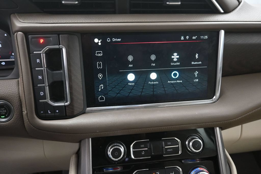 Used 2022 GMC Yukon XL Denali AWD/4WD image 9